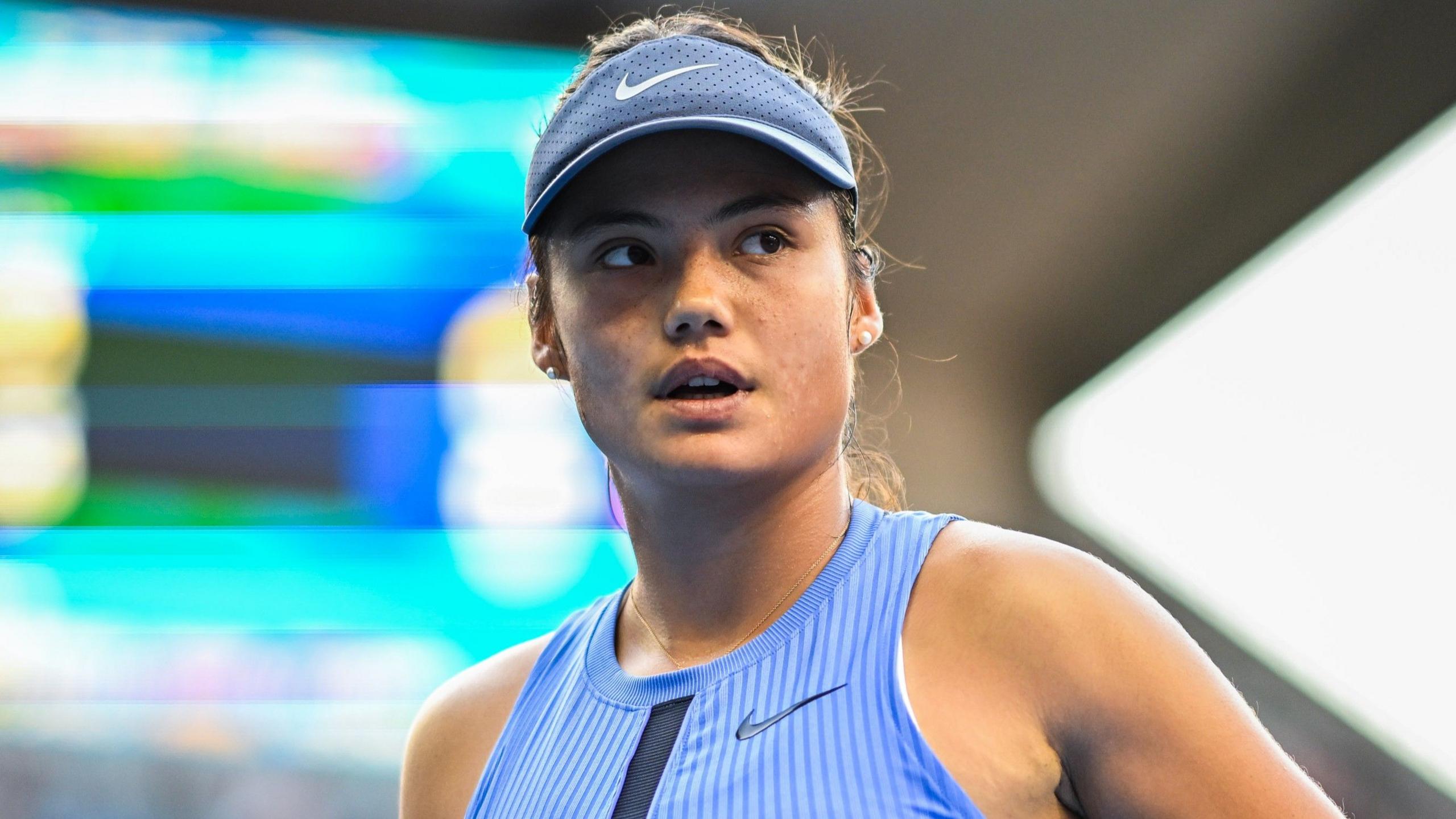 پایان-فصل-اما-رادوکانو-و-ادامه-همکاری-با-مربی-برای-سال-۲۰۲۶-1761230452